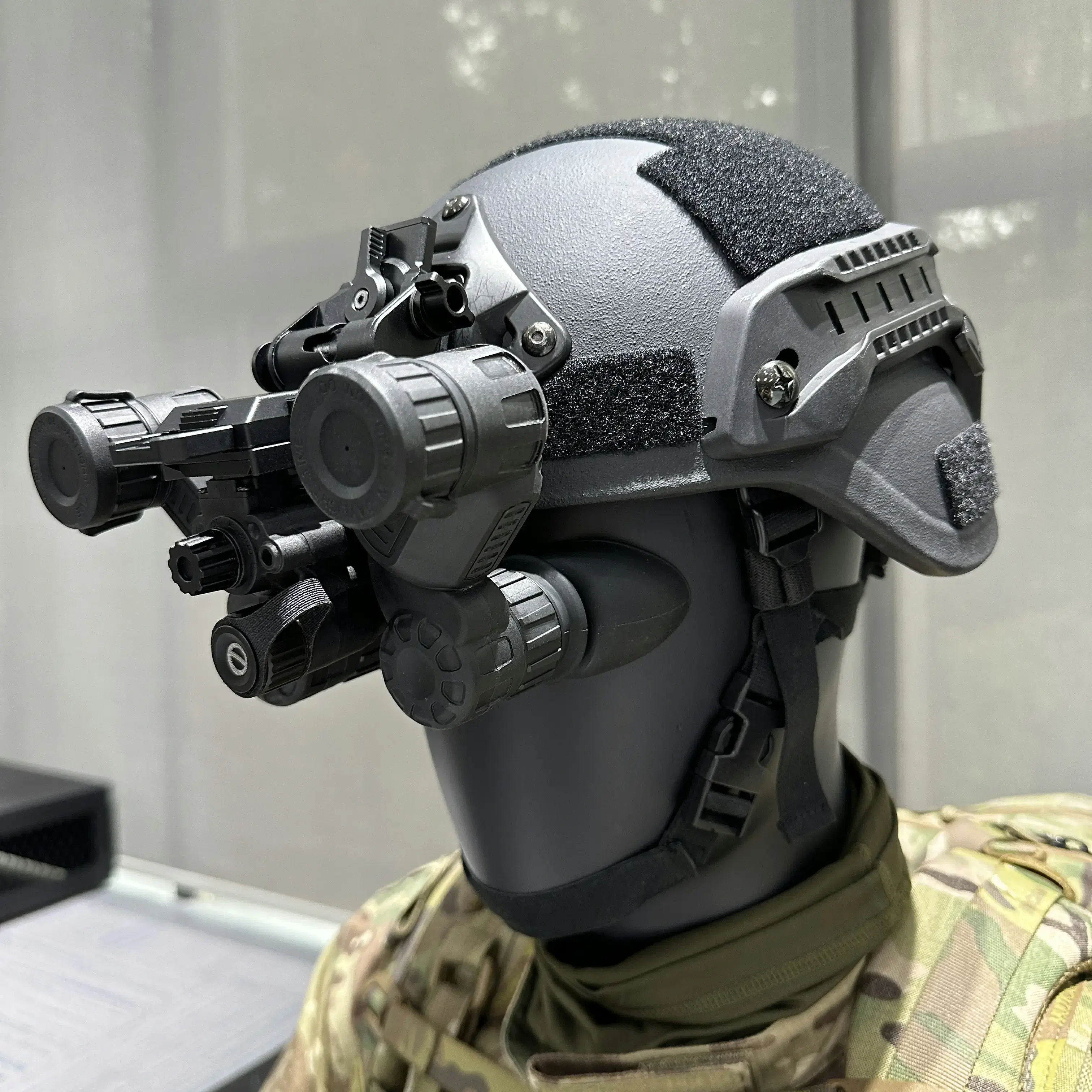 Gen3 FOM 1700-2200+ Tactical Foldable Night Vision Goggles CNOS-41